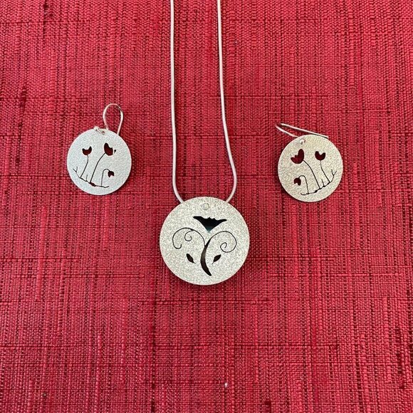 Jessie Senecal Jewelry - Jessie Senecal Handmade Sterling Sliver "Tulip" Locket and Earrings